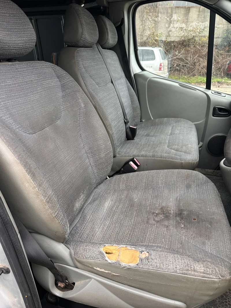 Renault Trafic 2.0dci 115, снимка 8 - Бусове и автобуси - 52659885