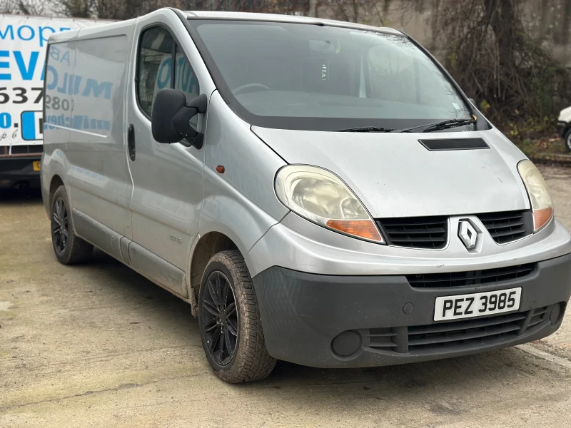 Renault Trafic 2.0dci 115, снимка 5 - Бусове и автобуси - 52659885