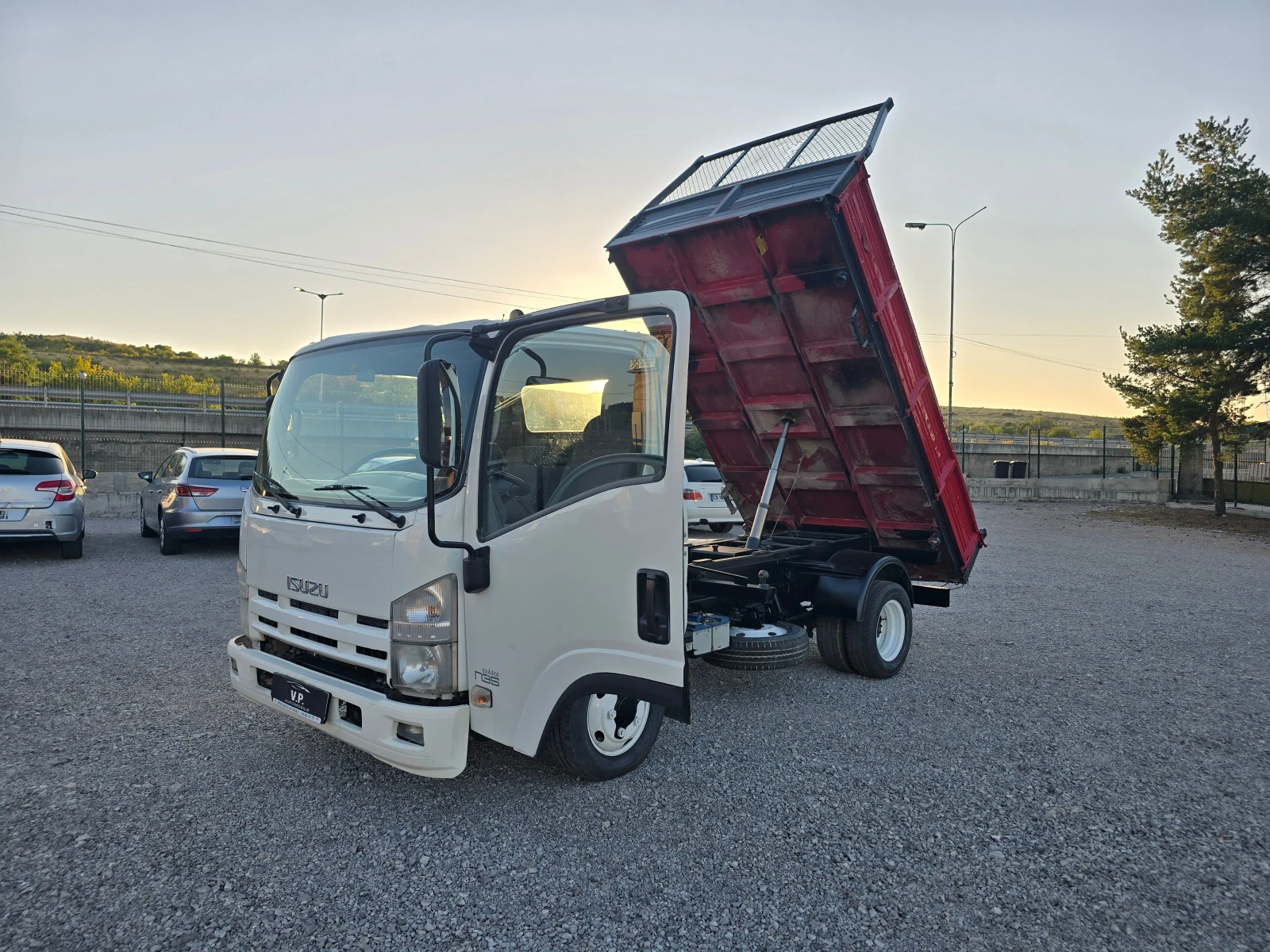 Isuzu Npr ISUZU NPR EVOLUTION * тристранен самосвал* 150к.с* - изображение 6