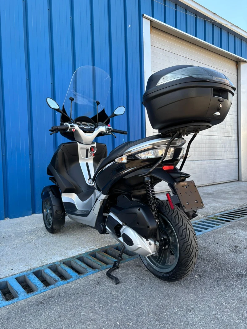 Piaggio Mp3 300i LT Yourban , снимка 4 - Мотоциклети и мототехника - 51619926