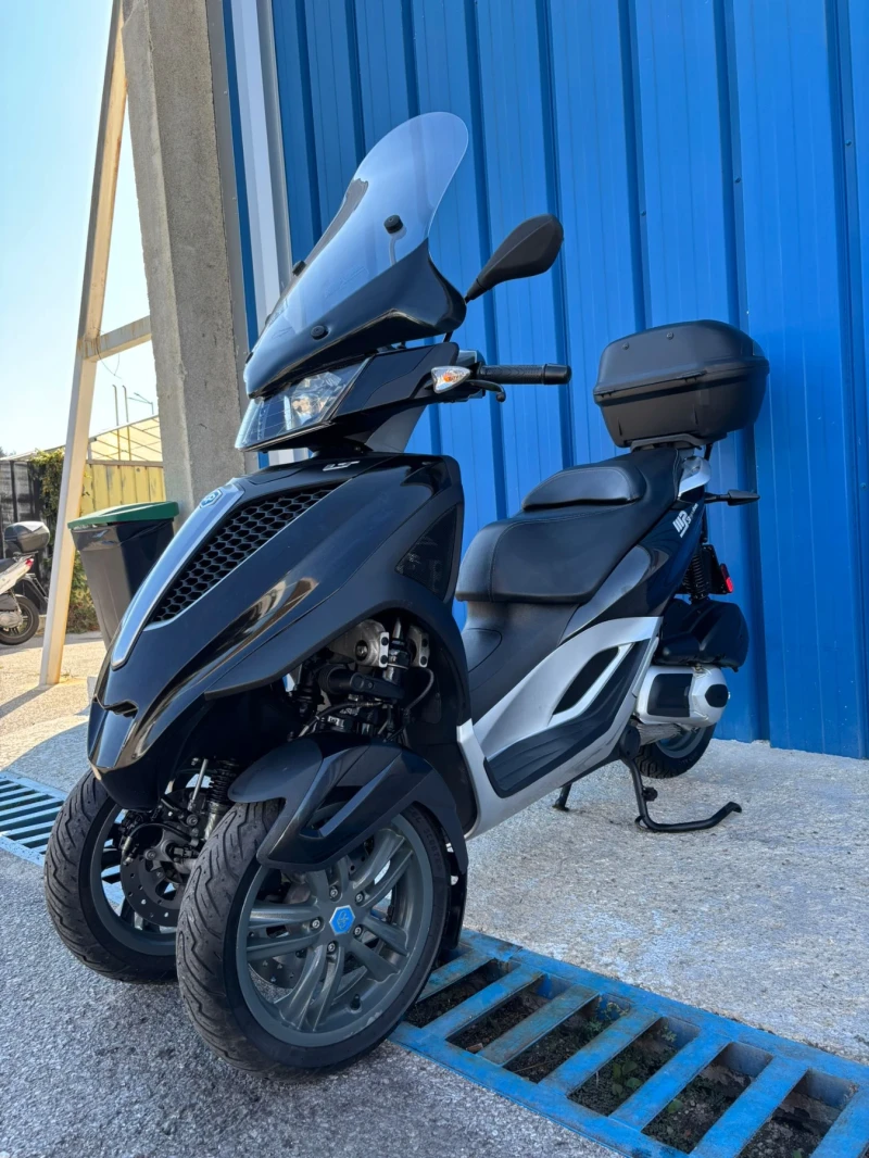 Piaggio Mp3 300i LT Yourban , снимка 3 - Мотоциклети и мототехника - 51619926
