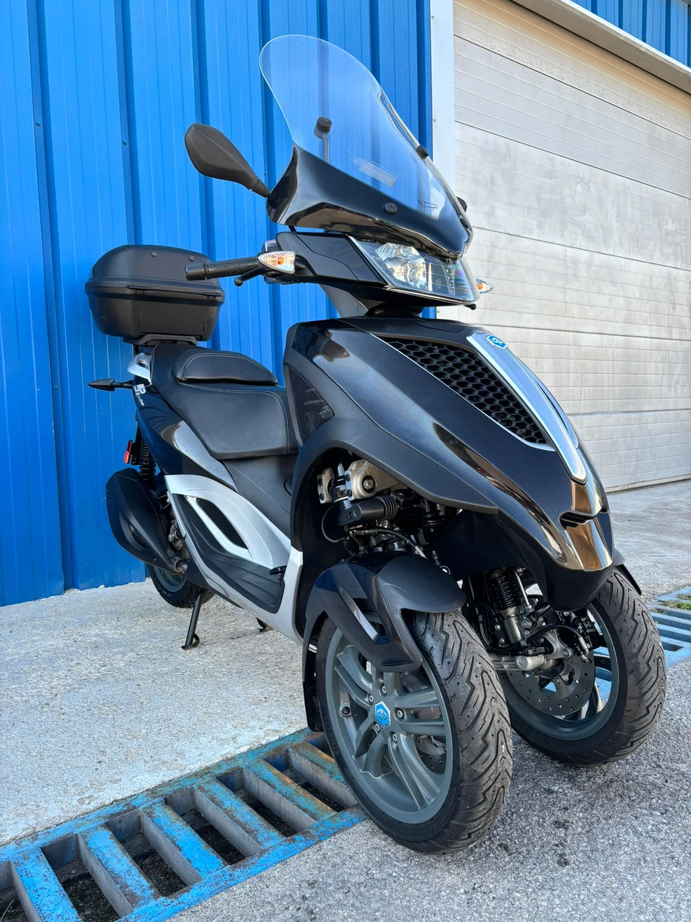Piaggio Mp3 300i LT Yourban  - изображение 2