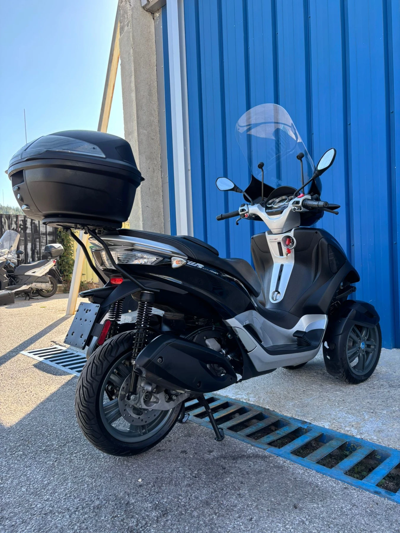 Piaggio Mp3 300i LT Yourban  - изображение 5