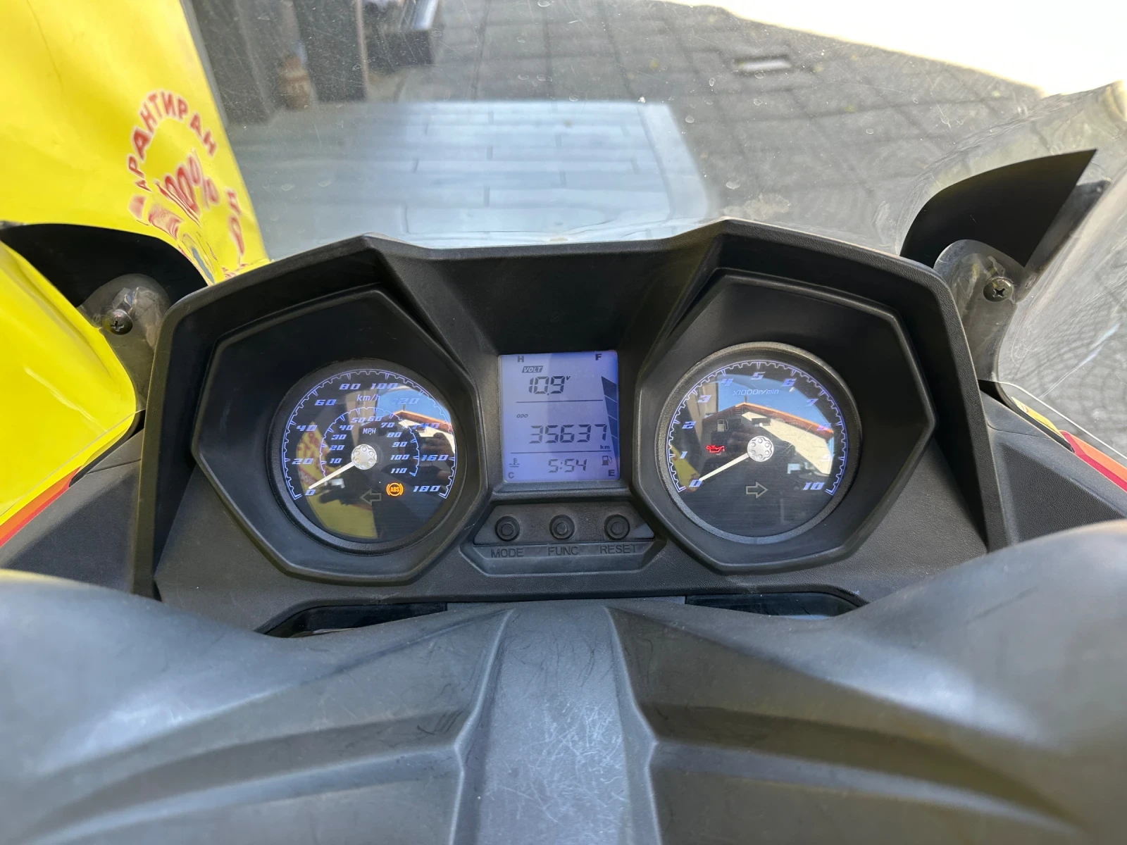 Kymco Downtown 350 - изображение 8