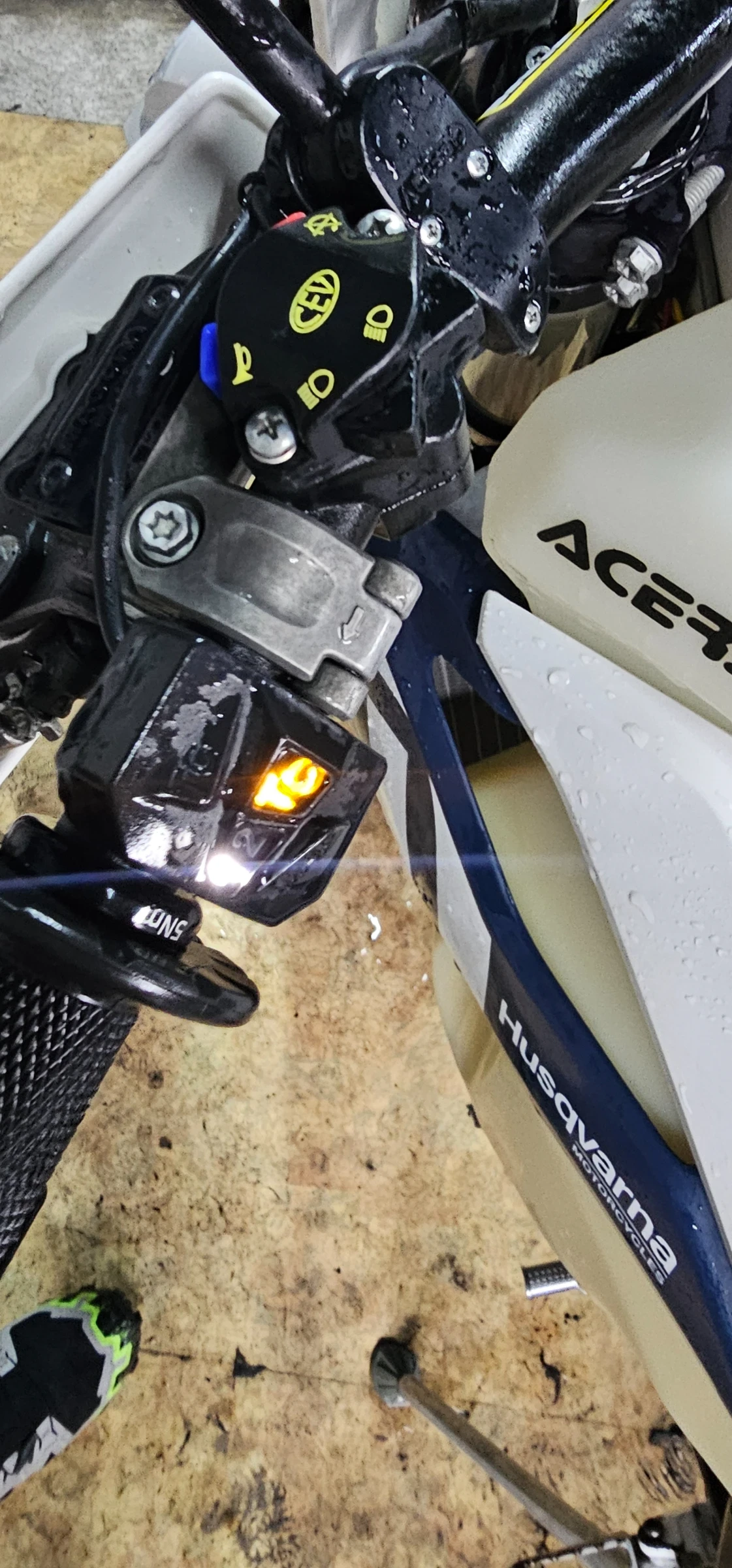 Husqvarna FE 450 само 97часа - изображение 4