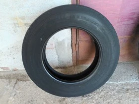 Гуми, снимка 8