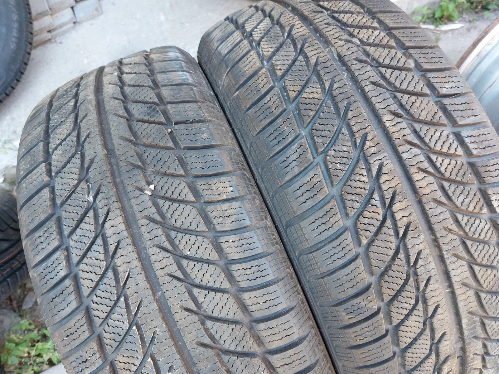 ���� 215/50R17 | Mobile.bg � ����������� 2