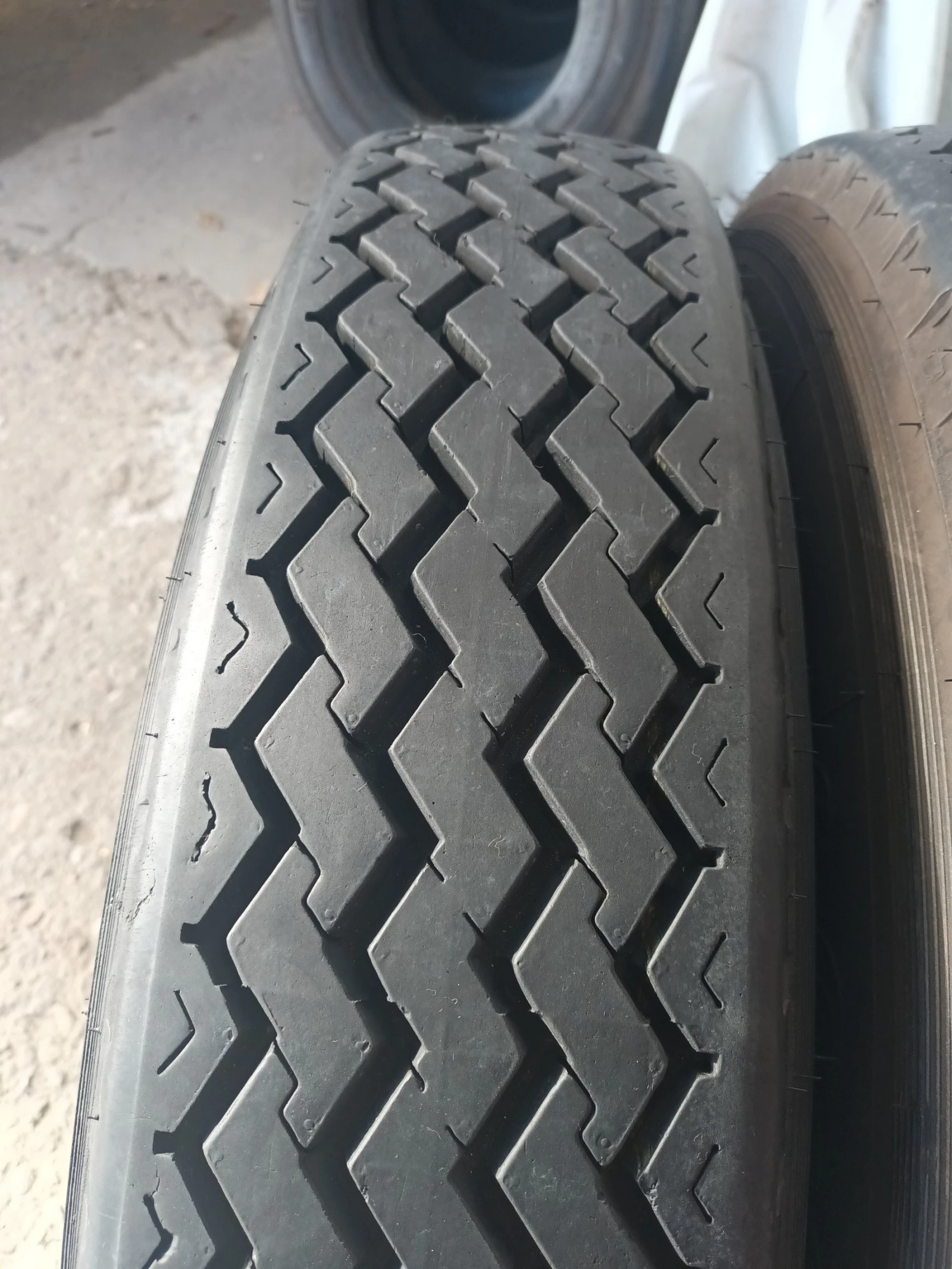 235/80R22.5 | Mobile.bg   15