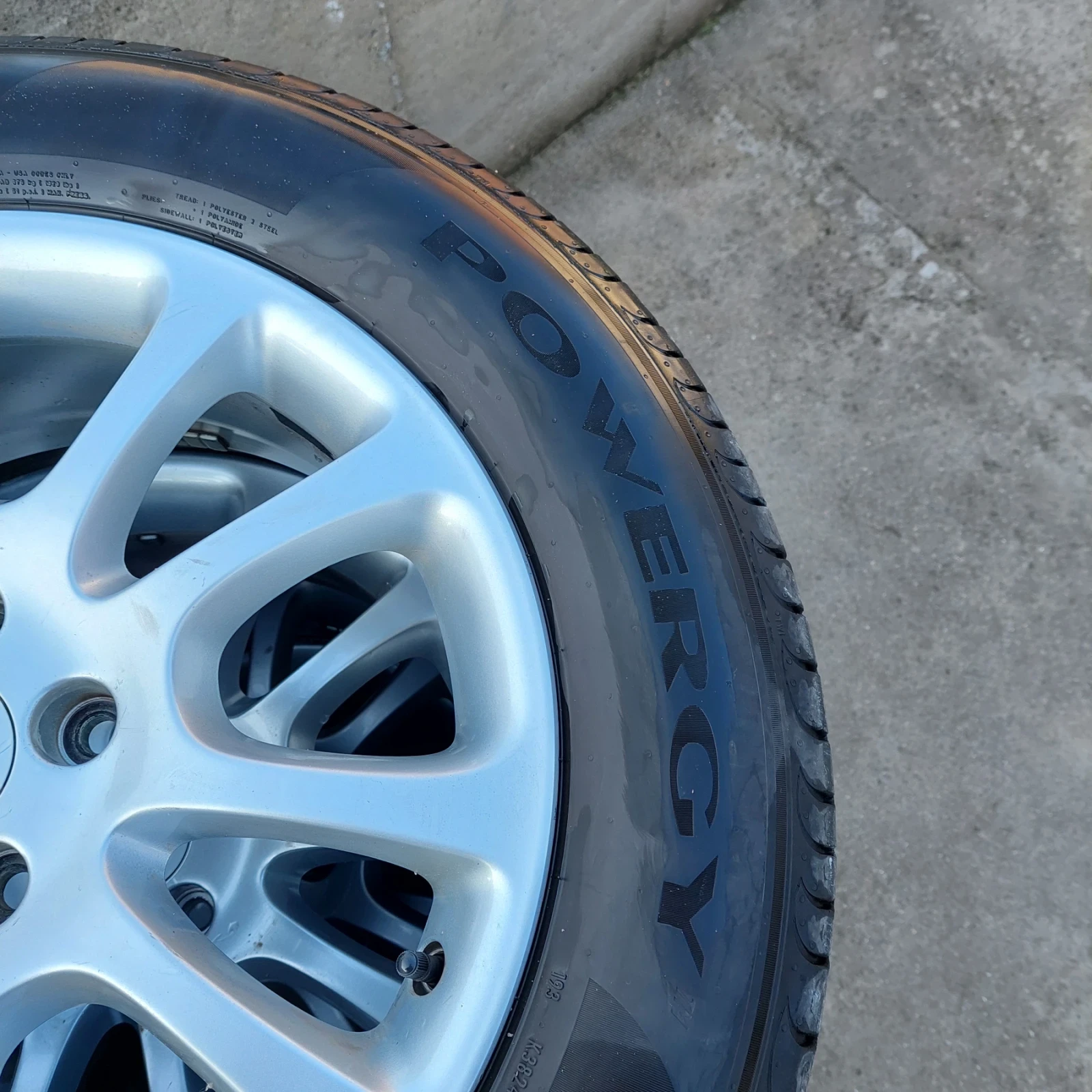 Гуми с джанти Pirelli 235/60R18, снимка 7 - Гуми и джанти - 53839370