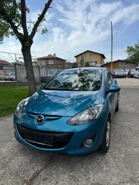  Mazda 2