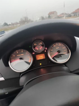 Peugeot 207 1.4 85кс., снимка 7