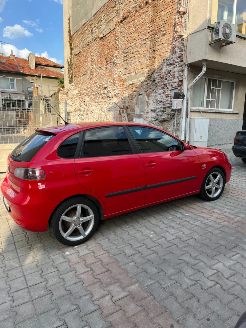 Seat Ibiza, снимка 4 - Автомобили и джипове - 46967783