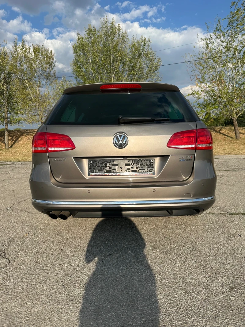 VW Passat 2.0TDI* Highline* , снимка 5 - Автомобили и джипове - 47088404