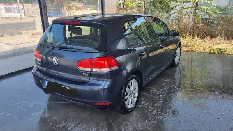 VW Golf 1.6TDI, снимка 3 - Автомобили и джипове - 47324234