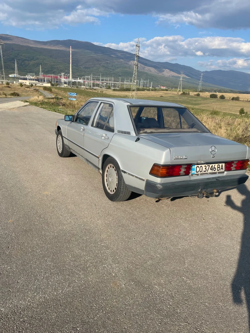 Mercedes-Benz 190, снимка 4 - Автомобили и джипове - 47358482