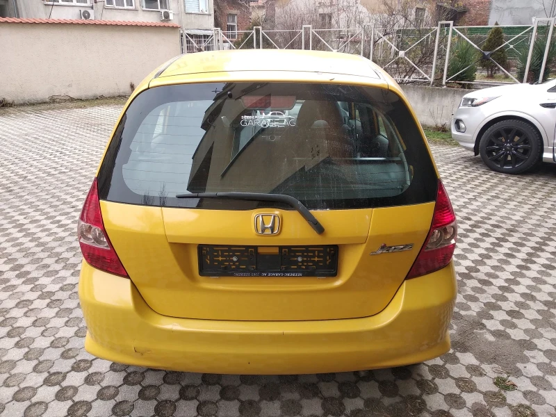 Honda Jazz 1.4 Швейцария , снимка 11 - Автомобили и джипове - 49111567