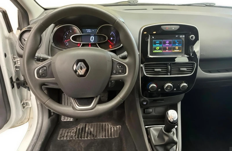 Renault Clio 1.5dci, снимка 10 - Автомобили и джипове - 52003062