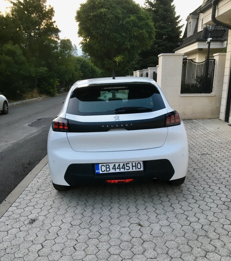 Peugeot 208 1, 5 Blue HDI, снимка 5 - Автомобили и джипове - 52588202