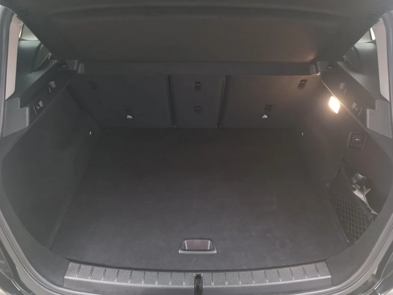 BMW 218 2.0 d 150кс Уникат, снимка 13 - Автомобили и джипове - 52576018