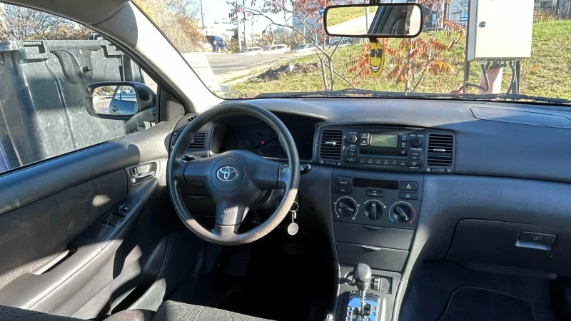 Toyota Corolla 1.4 D4D AUTO, снимка 8 - Автомобили и джипове - 53396297