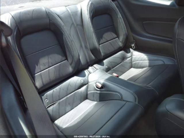 Ford Mustang GT PREMIUM - изображение 8