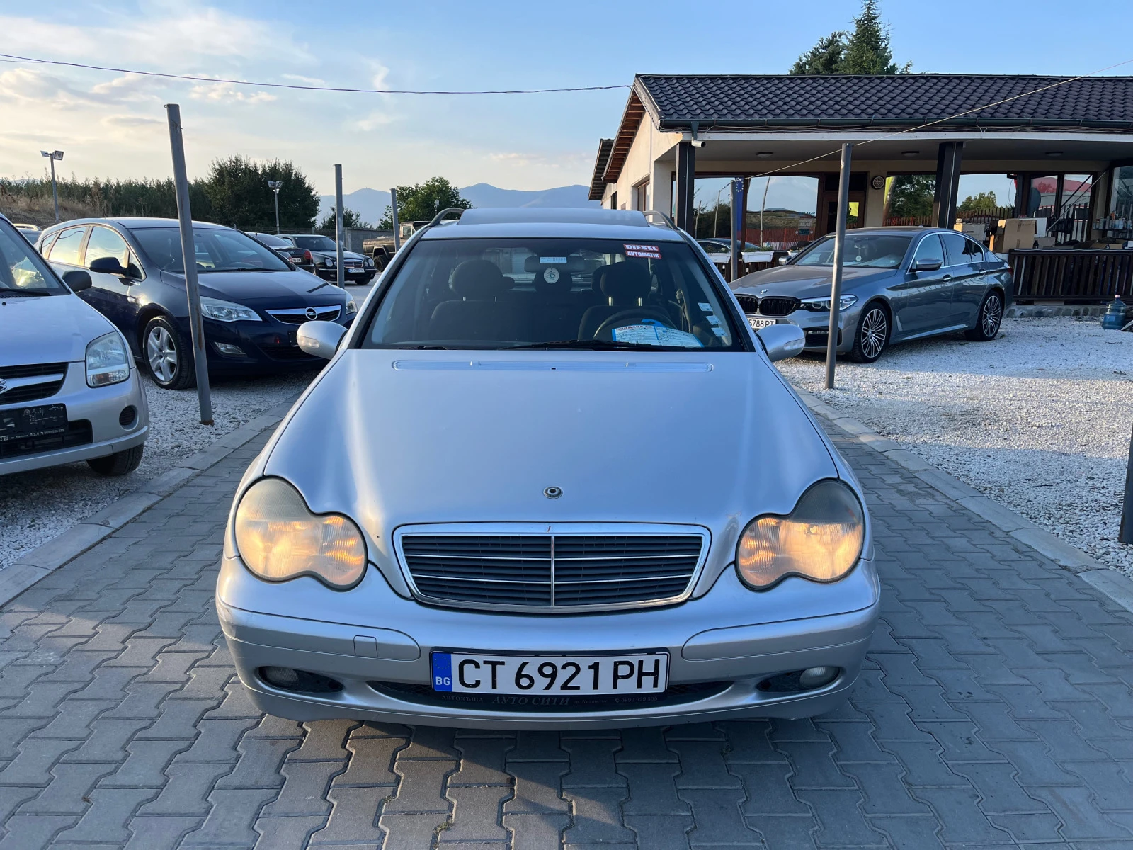 Mercedes-Benz C 220 2.2* Автоматик* Клима* Регистрирана* Топ*  - изображение 2