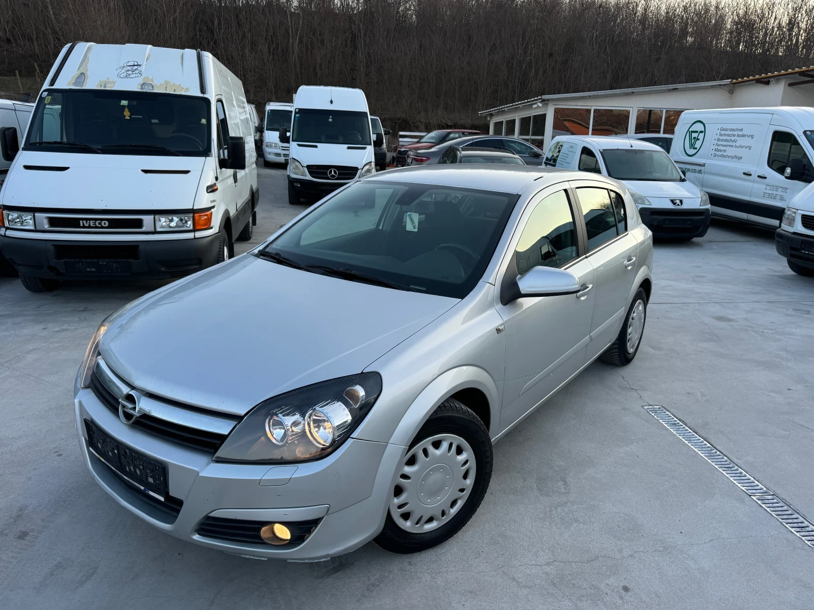Opel Astra 1.6 TWINPORT 105К.С. ЛИЗИНГ | Mobile.bg — изображение 1