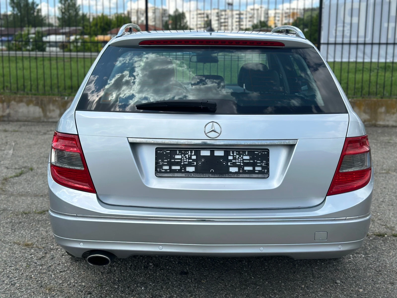 Mercedes-Benz C 220 Avantgarde  - изображение 6