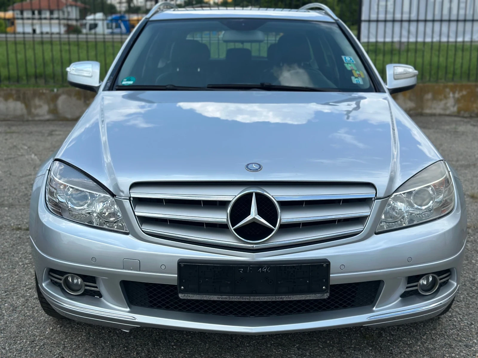 Mercedes-Benz C 220 Avantgarde  - изображение 3