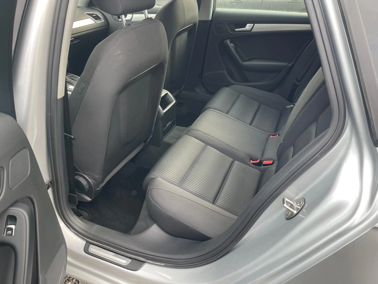 Audi A4 --  QUATTRO | Mobile.bg   12