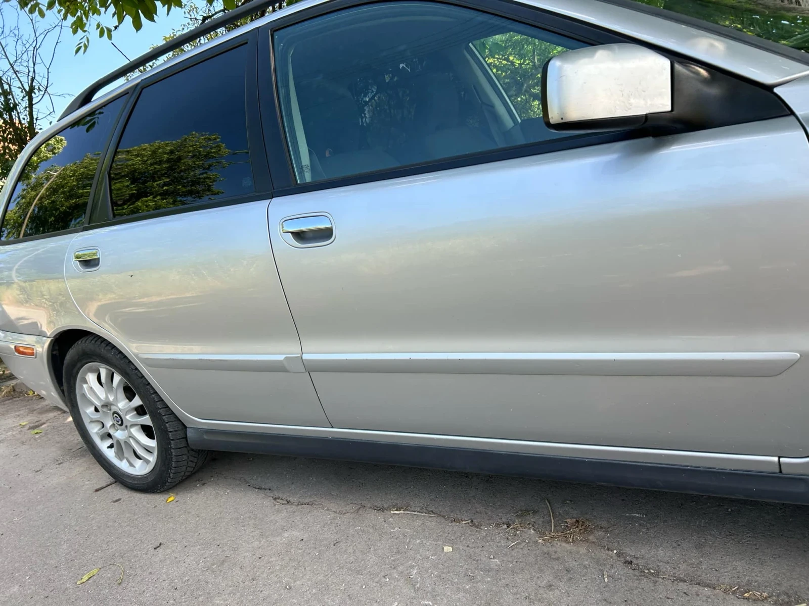 Volvo V40 1.9 - изображение 6