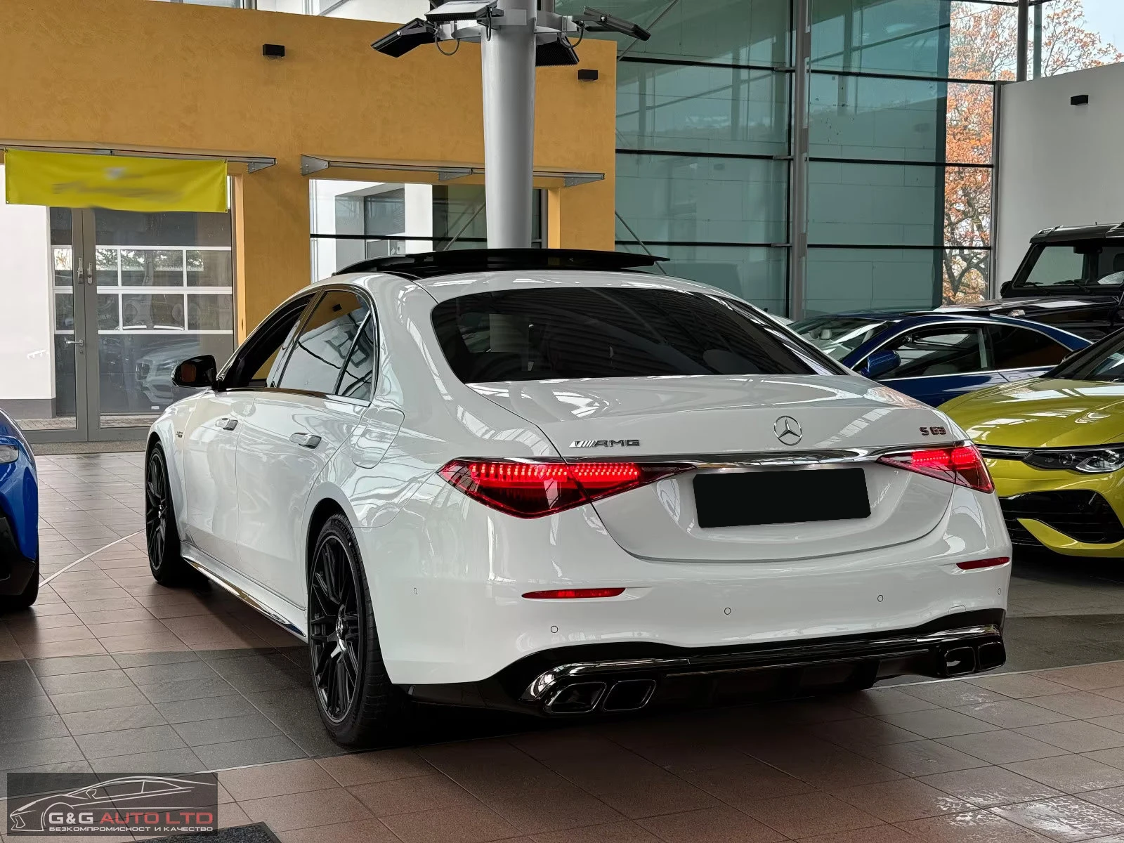Mercedes-Benz S 63 AMG НОВ!/E-PERF./802HP/PANO/S.CLOSE/BURM/MEMO/305g - изображение 3