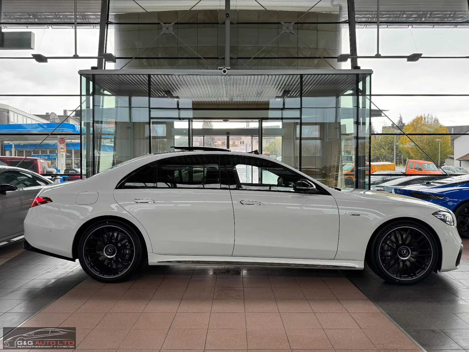 Mercedes-Benz S 63 AMG НОВ!/E-PERF./802HP/PANO/S.CLOSE/BURM/MEMO/305g - изображение 5