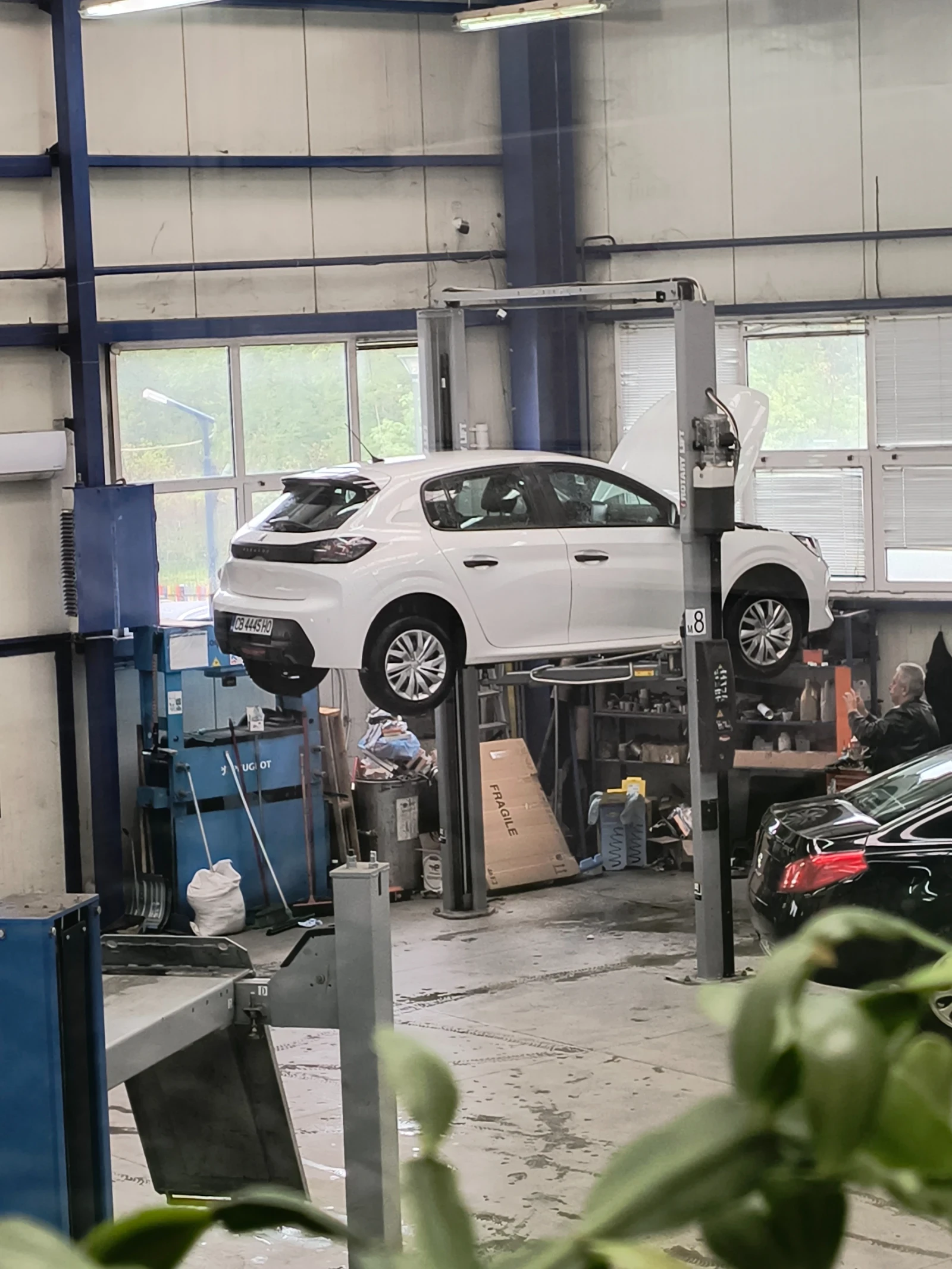 Peugeot 208 1, 5 Blue HDI, снимка 9 - Автомобили и джипове - 54370077