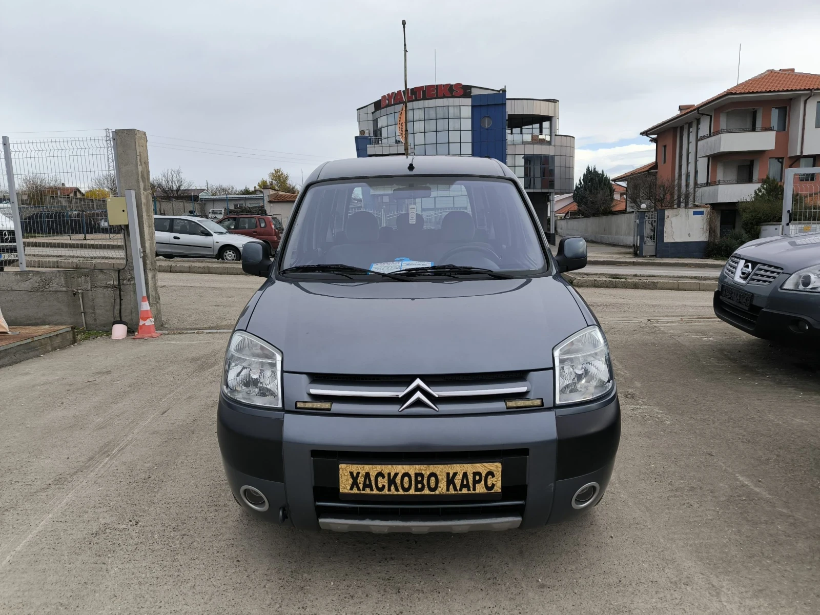 Citroen Berlingo 1.6HDI - изображение 2