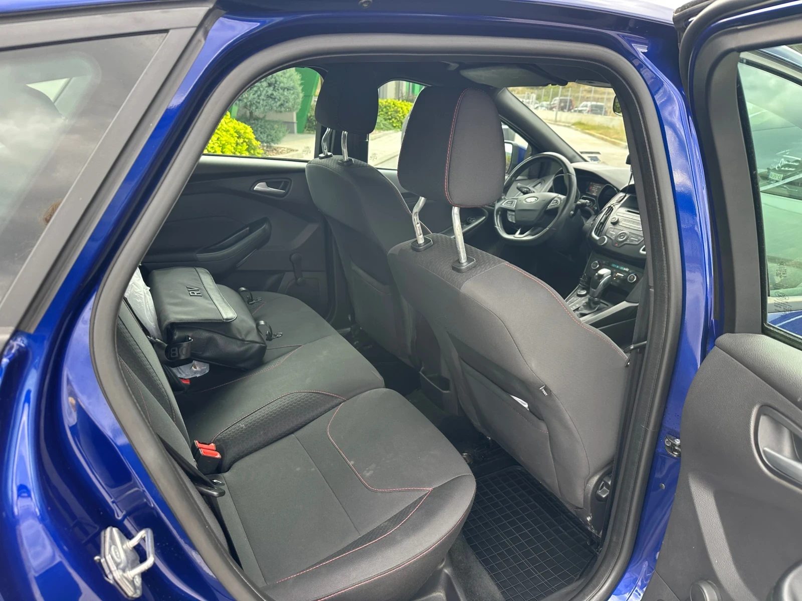 Ford Focus ST Line, снимка 8 - Автомобили и джипове - 54272928