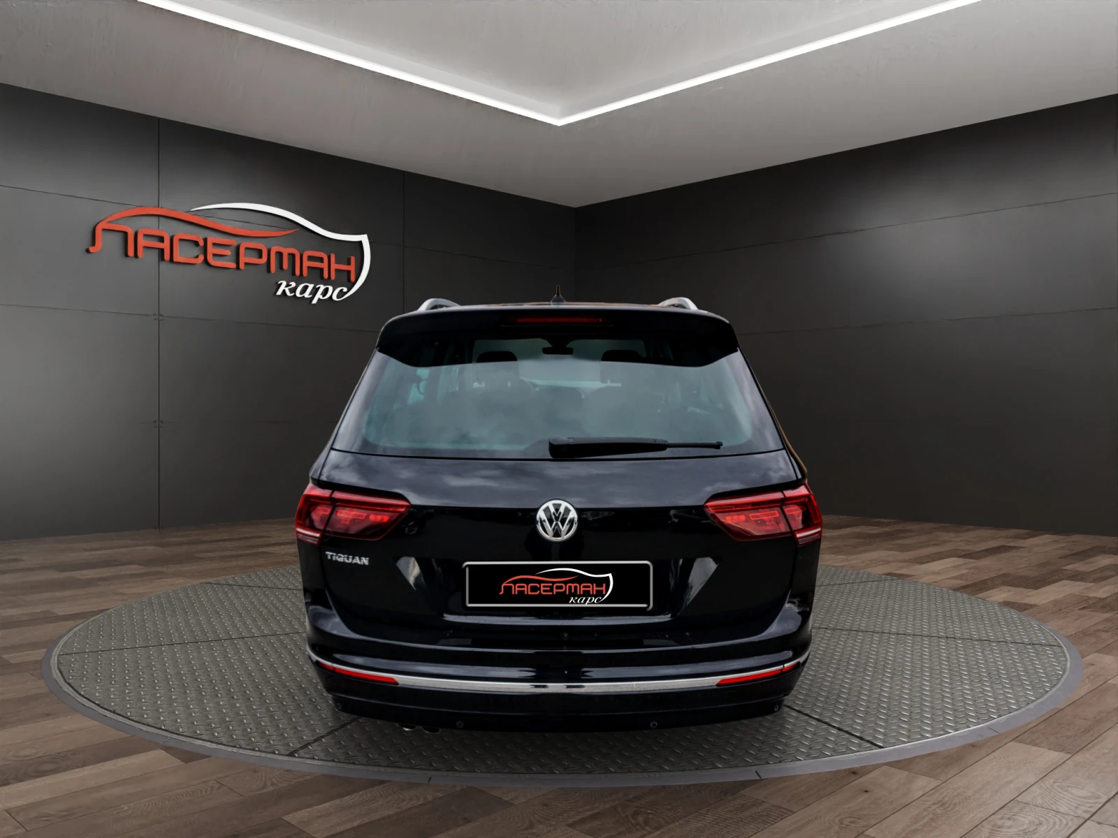 VW Tiguan 2.0TDI R-LINE EXECUTIVE DSG, снимка 6 - Автомобили и джипове - 53021523