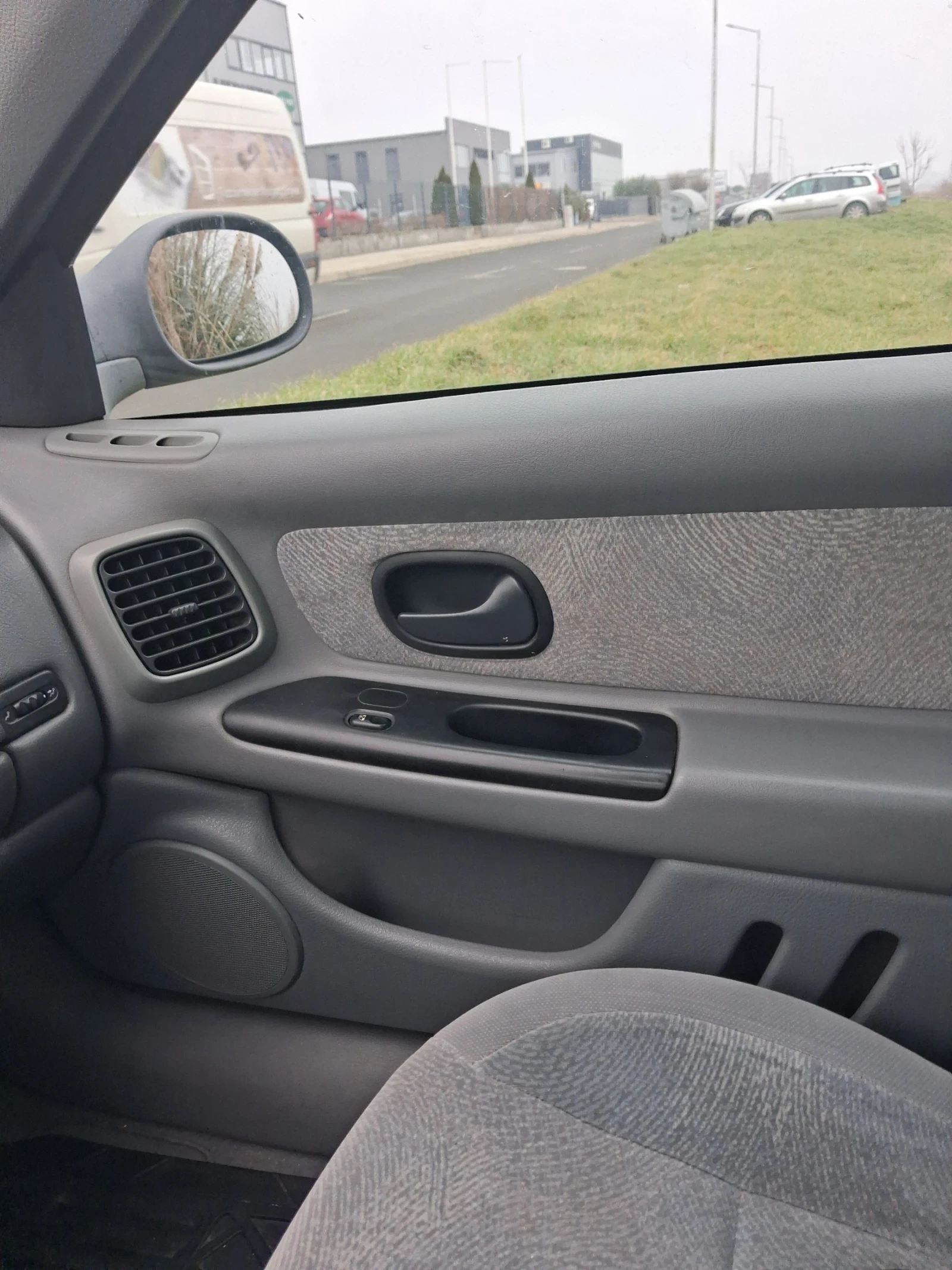 Renault Laguna  - изображение 7