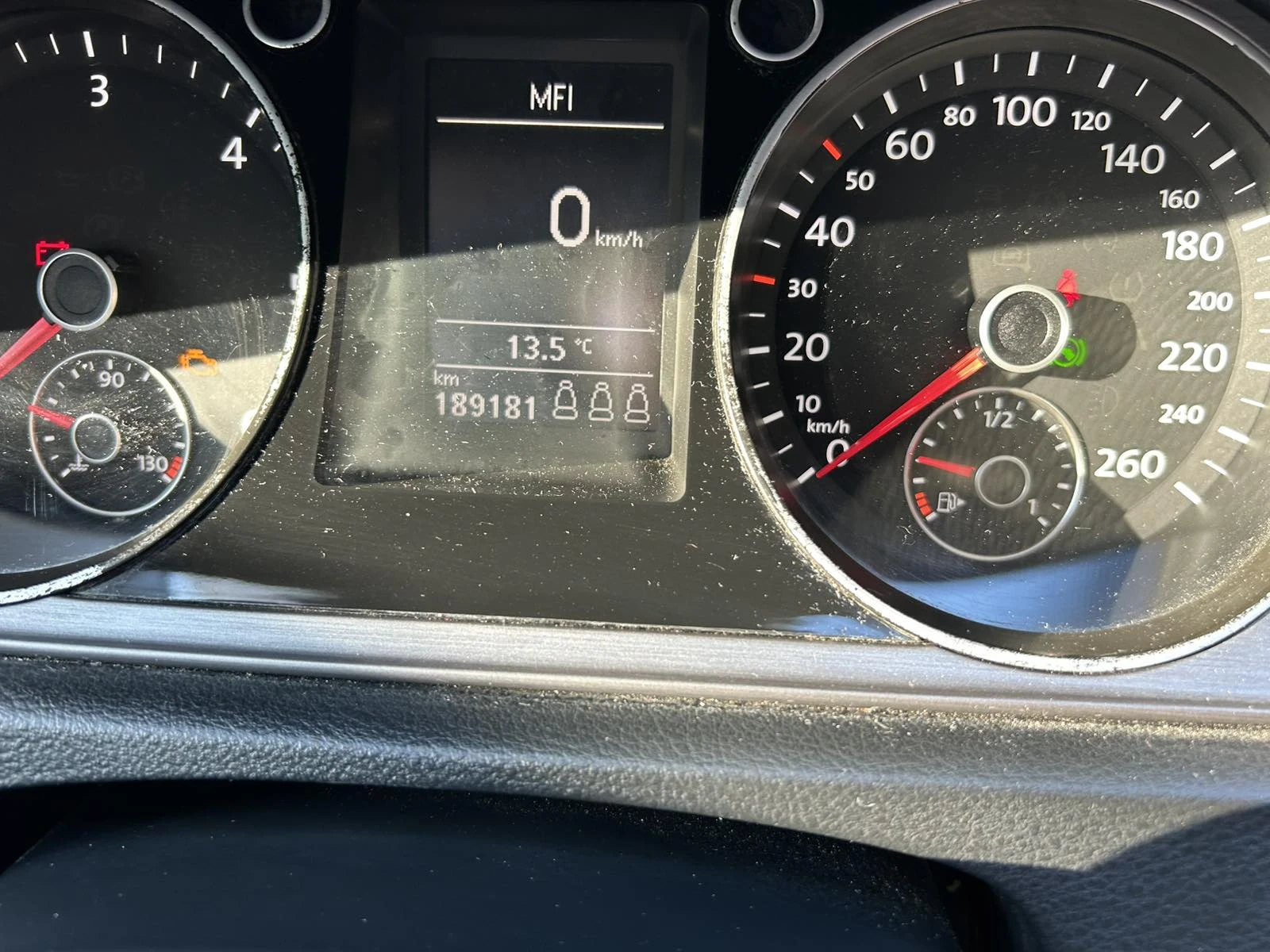 VW Passat, снимка 6 - Автомобили и джипове - 53241141