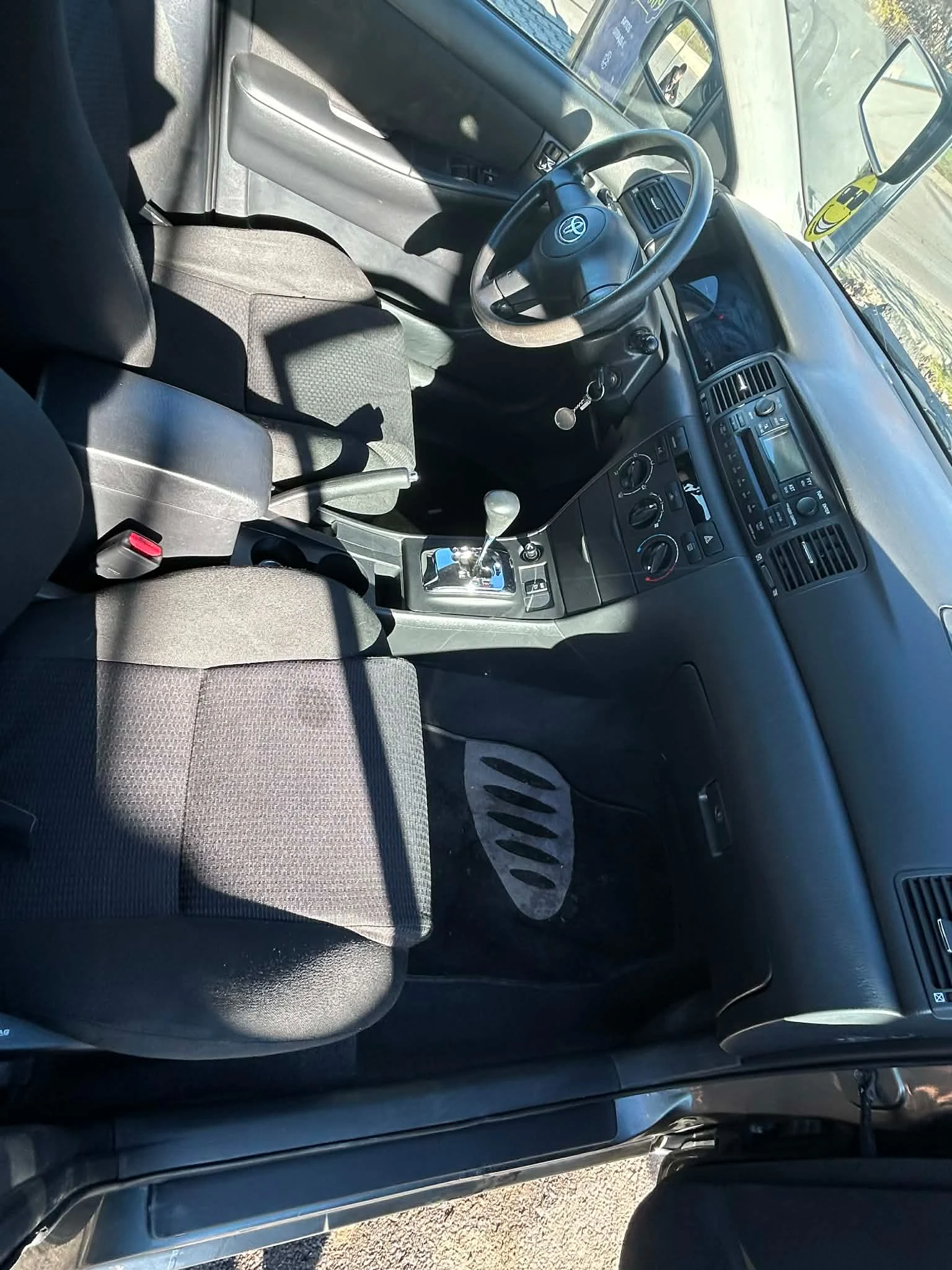 Toyota Corolla 1.4 D4D AUTO | Mobile.bg � ����������� 11