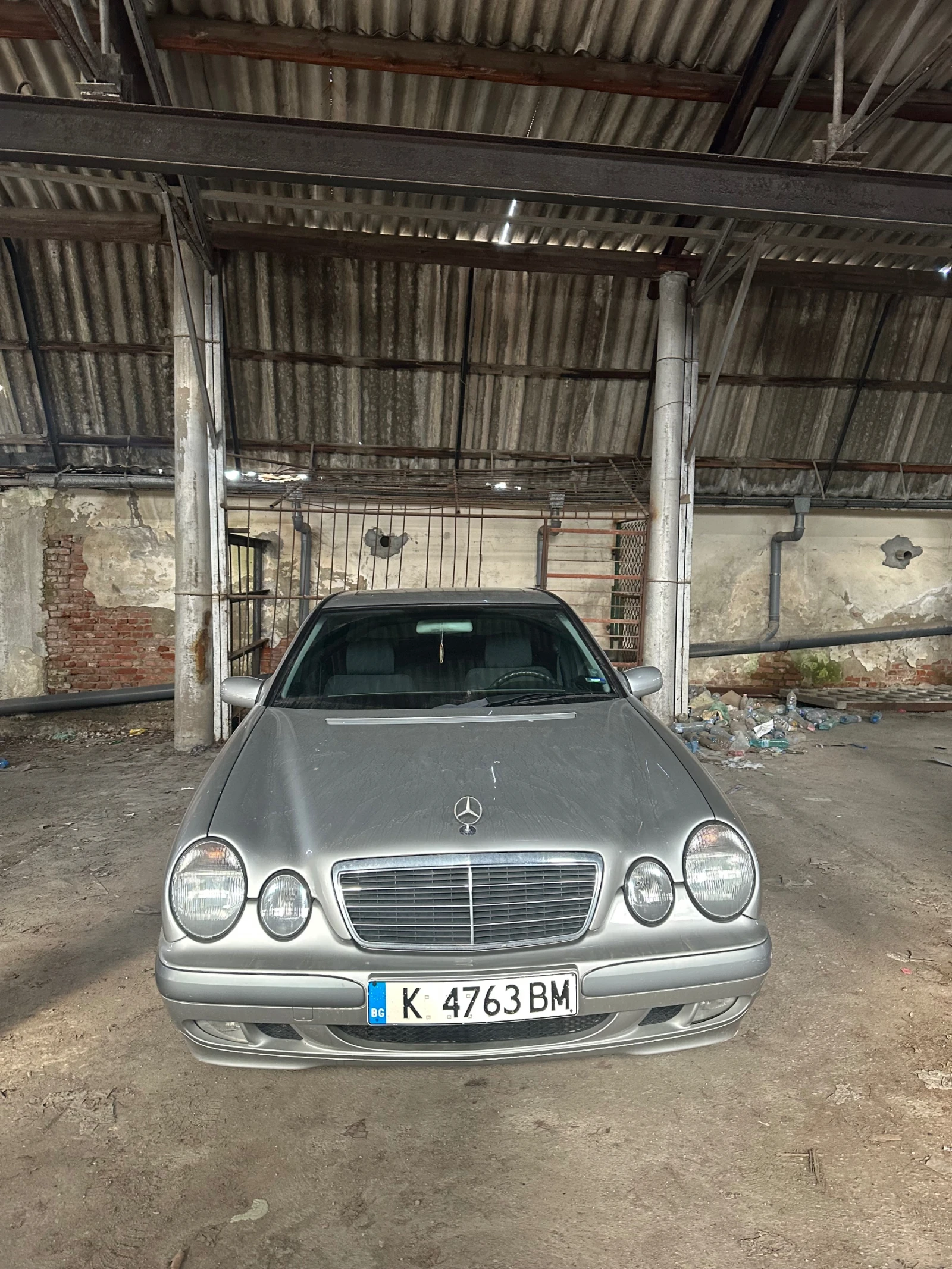 Mercedes-Benz E 220 220 CDi, снимка 2 - Автомобили и джипове - 54068901