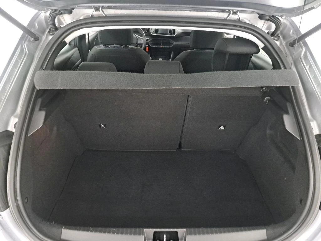 Peugeot 208 1.2i Like, снимка 8 - Автомобили и джипове - 54136019