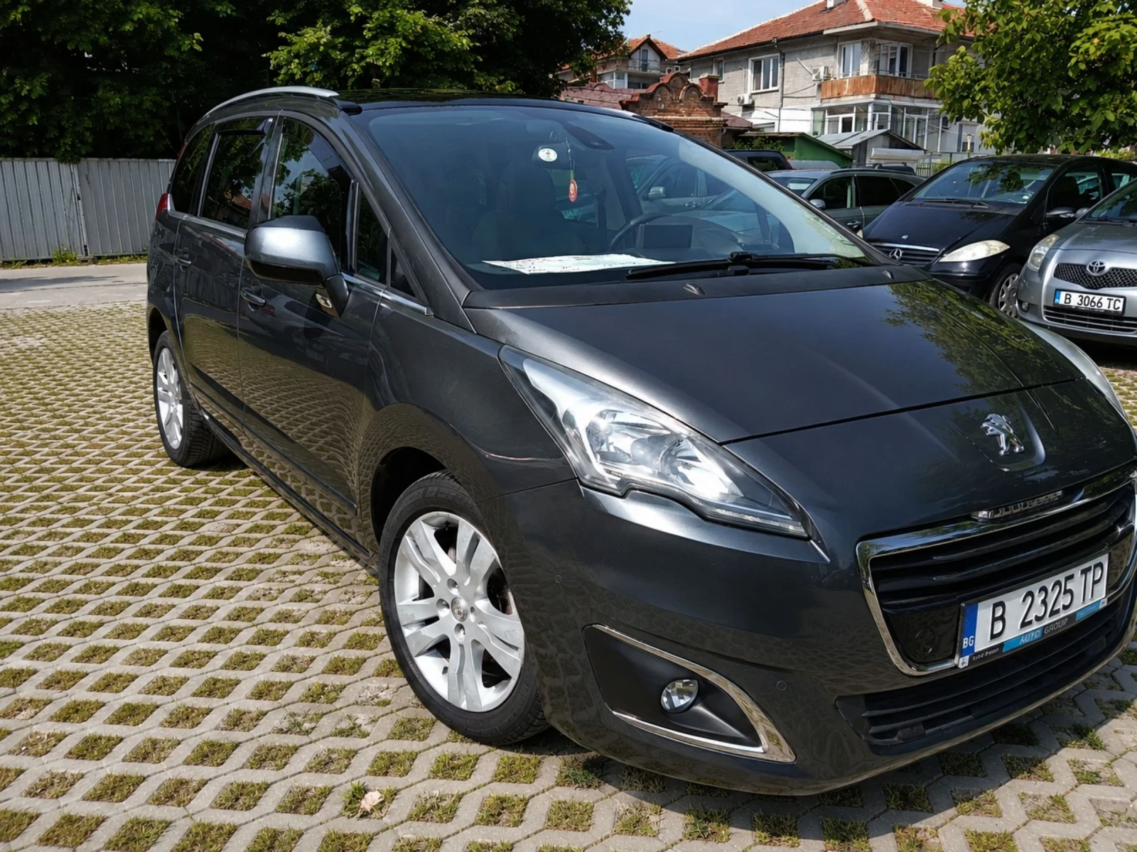 Peugeot 5008 1.6 blue HDI , снимка 2 - Автомобили и джипове - 54782972