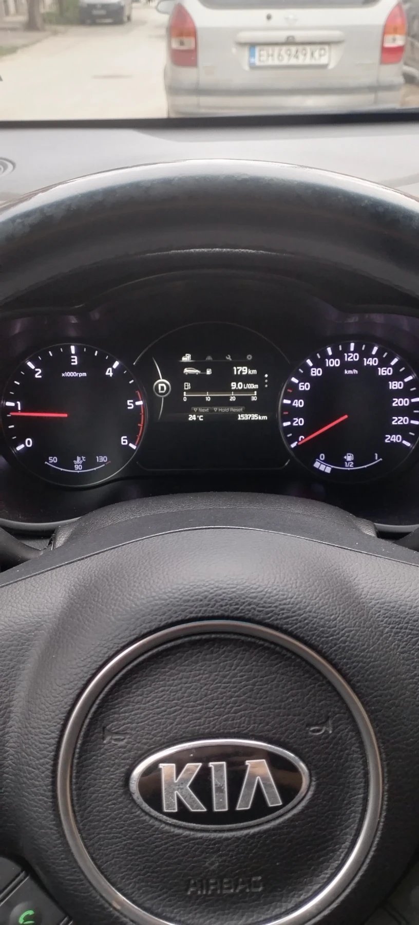 Kia Carens Active , снимка 3 - Автомобили и джипове - 55437411