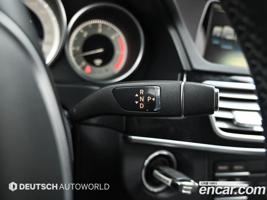 Mercedes-Benz E 350 E350 BlueTec 4MATIC, снимка 8 - Автомобили и джипове - 55685021