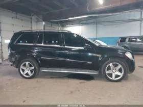 Mercedes-Benz GL 550 4MATIC* 5.5* ШИБИДАХ* ПОДГРЕВ* МЪРТВА ТОЧКА - 10400 € / 20340.63 лв. - 20376258 7