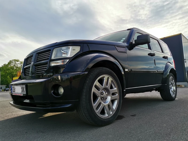 Dodge Nitro R/T 2.8 CRD 4x4 USA, снимка 3 - Автомобили и джипове - 52656872