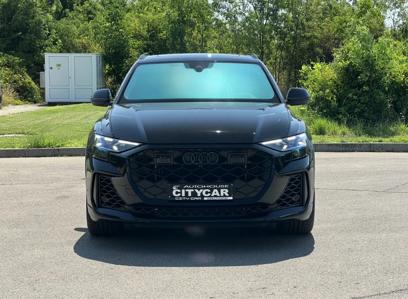Audi RSQ8 FACELIFT/CARBON/B&O/HEAD UP/MATRIX/PANO/360/LIFT/, снимка 2 - Автомобили и джипове - 51166672