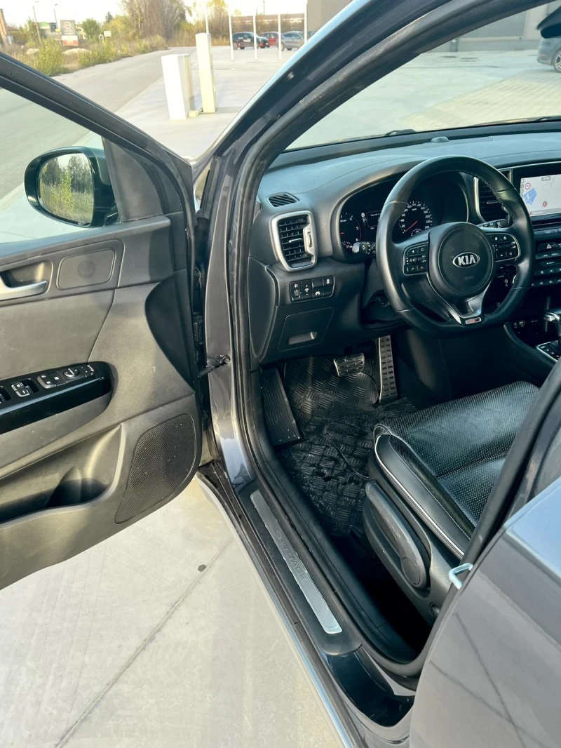 Kia Sportage GT-LINE, Keyless Go, Панорама, Автомат, Кожа, снимка 8 - Автомобили и джипове - 52434758