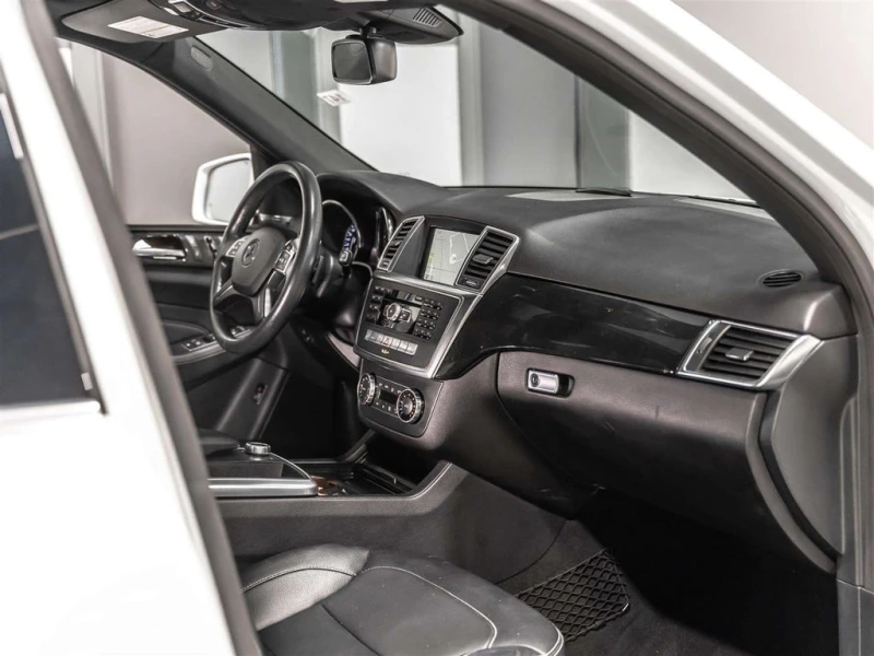 Mercedes-Benz ML * ML400 * CARFAX * ЦЕНА ДО БГ, снимка 12 - Автомобили и джипове - 53308266